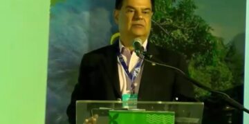 “Eu que não me cuido não”: Nelsinho admite que 2026 promete ser uma pedreira e já começa a fazer média com Riedel