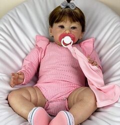 Entre arte, afeto e polêmica: o fenômeno dos bebês reborn que intriga o Brasil