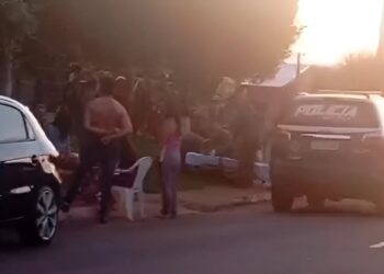 Homem em surto agride pai com enxada, ameaça família e é baleado pela PM em Ivinhema