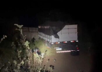 Caminhoneiro morre ao bater em ponte inacabada na BR-163