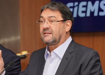 Longen critica aumento da alíquota de IOF e quer levar questão ao Judiciário