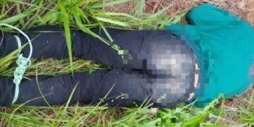 Homem é encontrado morto com as pernas amarradas em matagal na fronteira