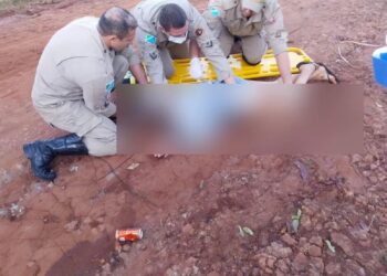 Mulher é atropelada após ser jogada para fora de carro em Nova Alvorada do Sul