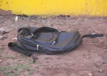 Briga por ciúmes termina com homem esfaqueado na Mata do Segredo