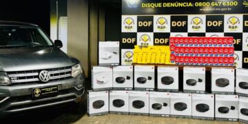 Amarok com R$ 482 mil em celulares e eletrônicos contrabandeados é apreendida pelo DOF