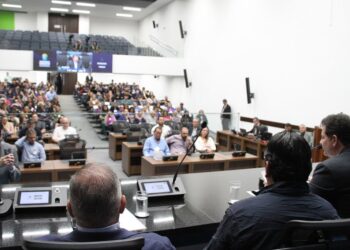 Pautada redação final da divulgação obrigatória de remédios da Farmácia Popular