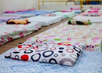 Com nova frente fria, Prefeitura reabre ponto de apoio noturno para pessoas em situação de rua no Parque Ayrton Senna