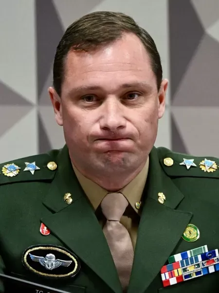 STF revoga prisão de Mauro Cid; ex-ajudante de ordens será ouvido pela PF