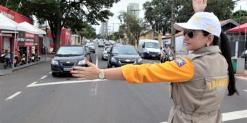 Vai passar pelo Centro? Procissões alteram o trânsito nesta quarta