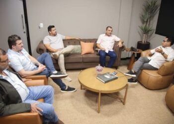Presidente Papy recebe empresários que pedem apoio para Selo de Qualidade