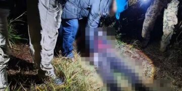 Homem é enforcado e corpo jogado em matagal na fronteira