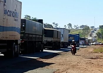 Professor morre em acidente grave na BR-158 em Paranaíba