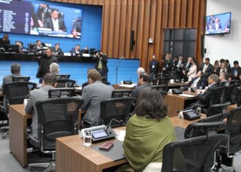 Projeto que prevê recurso a fundos estaduais será votado nesta terça-feira