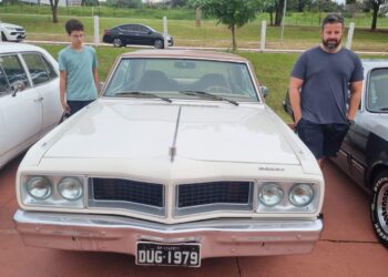 Solidariedade e paixão por carros antigos movimentam Campo Grande neste sábado