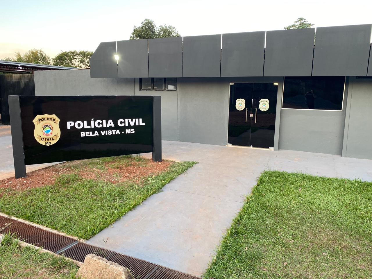 Quatro suspeitos de matar professor indígena com golpes de foice são presos em MS