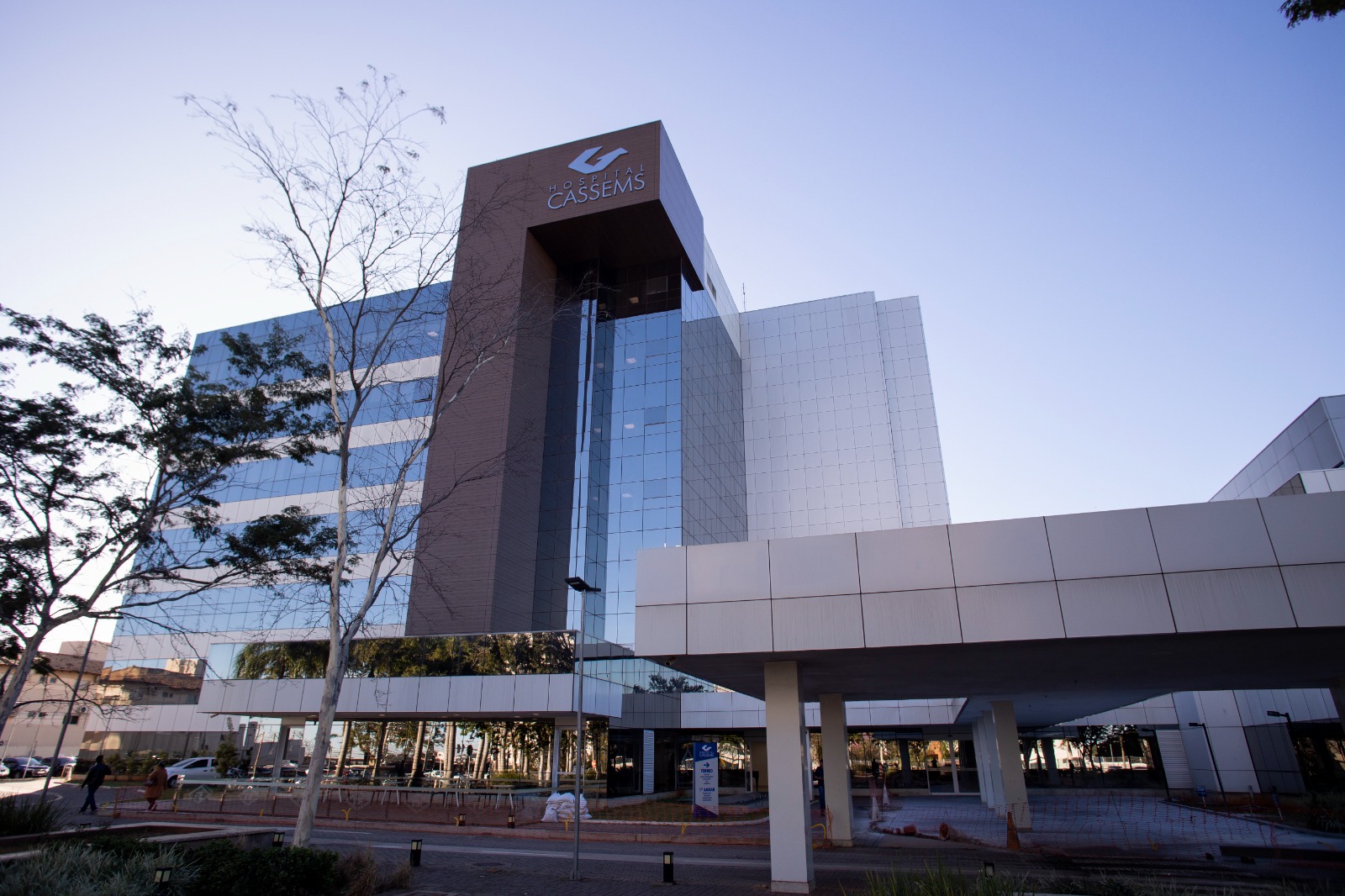 Hospital Cassems de Campo Grande alerta sobre golpe do falso médico e reforça orientações de segurança