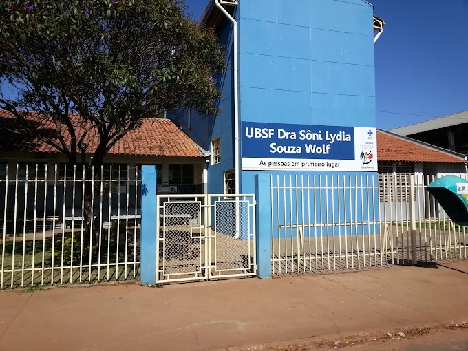 Bebê que morreu afogado em balde foi deixado com irmãos enquanto padrasto dormia, diz boletim