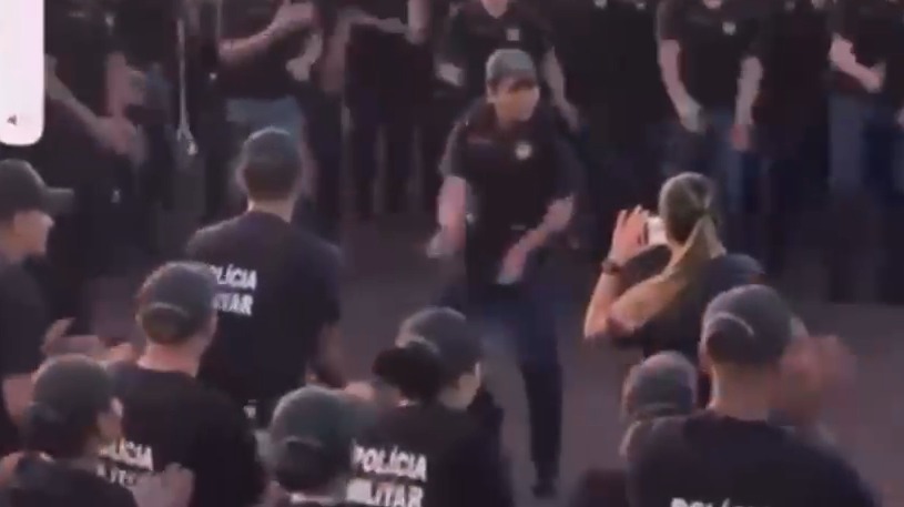 “Bate na cara, espanca até matar”: grito de guerra da PM com apologia à violência gera polêmica nas redes