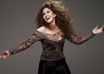 Noite da Seresta retorna com show de Wanderléa e revitalização da Concha