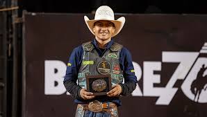 Campeão antecipado: Peão de MS brilha em Barretos e tem noite de glória em final do maior rodeio do mundo