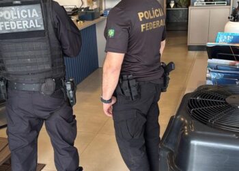 PF bloqueia R$ 263 milhões em operação contra tráfico e lavagem de dinheiro