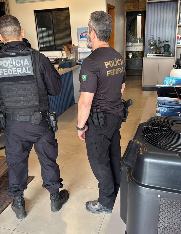 PF bloqueia R$ 263 milhões em operação contra tráfico e lavagem de dinheiro