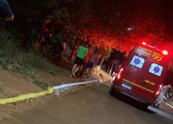 Enteado mata padrasto e é socorrido com faca cravada na cabeça em São Gabriel do Oeste