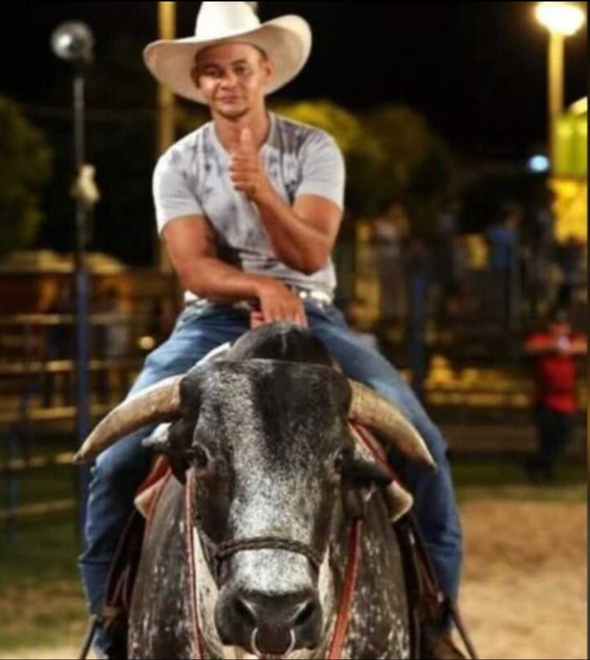 Morre Itamar Souza, referência no rodeio, após ataque de touro em Aquidauana