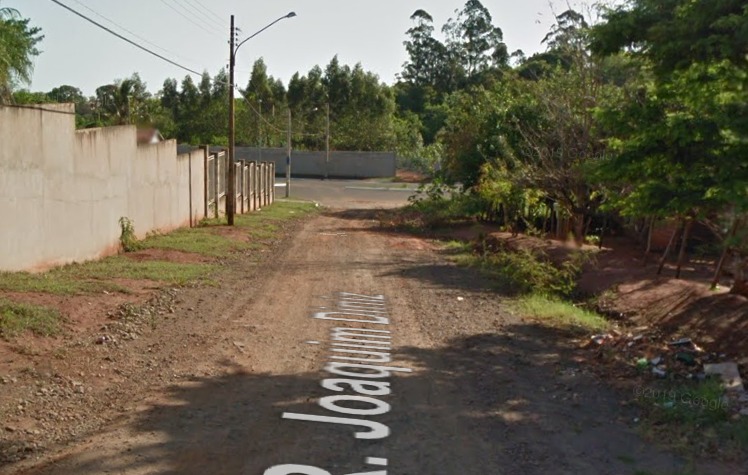 Rapaz esfaqueia pai e irmão, foge e morre em confronto com a PM