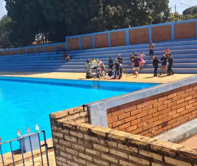 Morre adolescente que se afogou ao pular em piscina de clube
