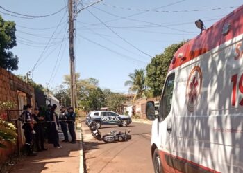 Homem descumpre medida protetiva e é morto a tiros após tentar invadir casa da ex