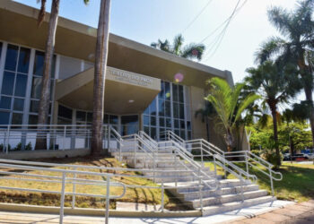 Teatro Municipal José Octávio Guizzo reabre reformado em Campo Grande