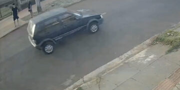 Adolescente é atropelado a caminho de sorveteria e socorrido em estado grave