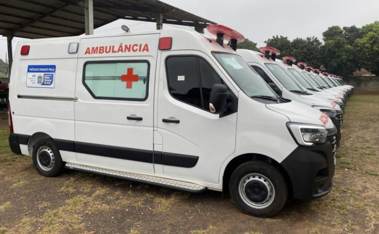 Saúde de MS ganha reforço com entrega de caminhonetes e ambulâncias