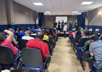 Inclusão: Procon Municipal faz palestra sobre golpes financeiros para consumidores cegos