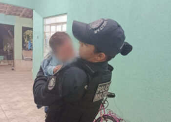 Polícia Militar salva bebê engasgado em Corumbá Polícia Militar salva bebê engasgado em Corumbá