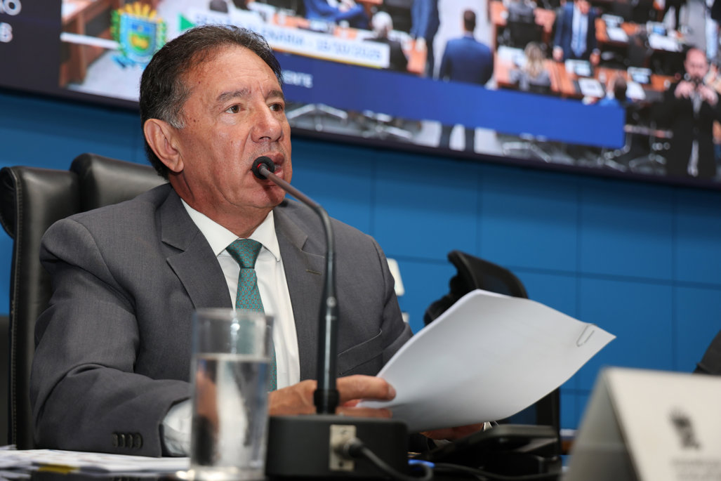Projeto de Gerson que permite uso de recursos de multas para CNH Social avança na ALEMS