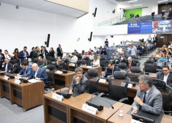 Proposta que torna línguas indígenas patrimônio cultural é pautada para esta quinta-feira Proposta que torna línguas indígenas patrimônio cultural é pautada para esta quinta-feira