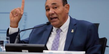 Carlão destaca importância das manifestações para democracia, mas reforça que precisam ser ordeiras e pacíficas 