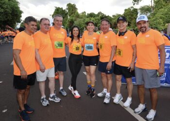 Gerson Claro destaca união e valorização do servidor público na Corrida dos Poderes Gerson Claro destaca união e valorização do servidor público na Corrida dos Poderes