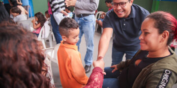 Em festa do Dia das Crianças, Papy fala sobre nova Praça e obras de asfalto no Jd. Itamaracá
