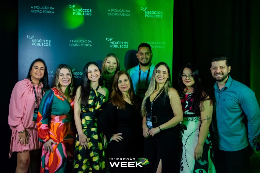 Prefeitura capacita servidores em evento nacional de licitações Prefeitura capacita servidores em evento nacional de licitações