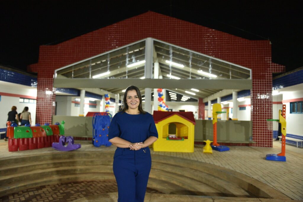 Prefeitura celebra o Dia do Professor com avanços históricos na Educação Municipal Prefeitura celebra o Dia do Professor com avanços históricos na Educação Municipal
