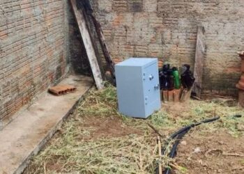 Ex-pedreiro invade casa, tortura idoso e o mantém em cárcere privado em Santa Rita do Pardo Ex-pedreiro invade casa, tortura idoso e o mantém em cárcere privado em Santa Rita do Pardo