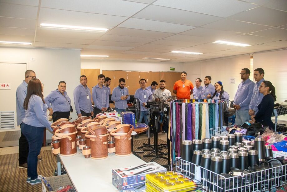 Bazar beneficente da Santa Casa vende produtos apreendidos com valores a partir de R$ 20