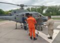 Homem é esfaqueado pela esposa e resgatado por helicóptero da Marinha Homem é esfaqueado pela esposa e resgatado por helicóptero da Marinha