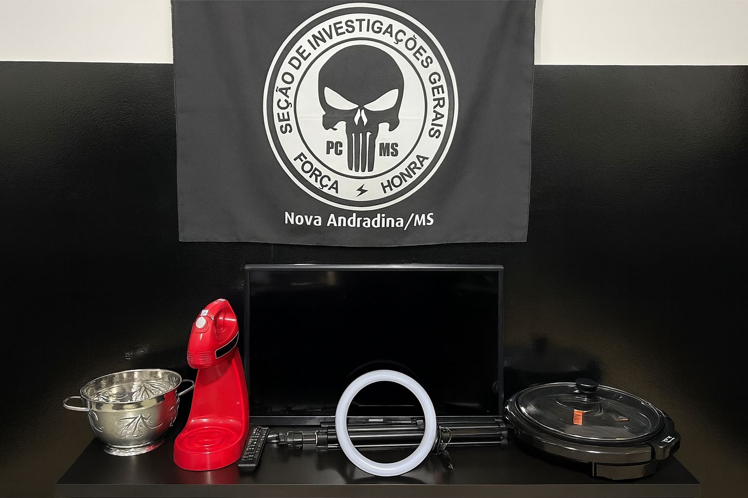 Criminoso furta casa e devolve tudo após ser pego