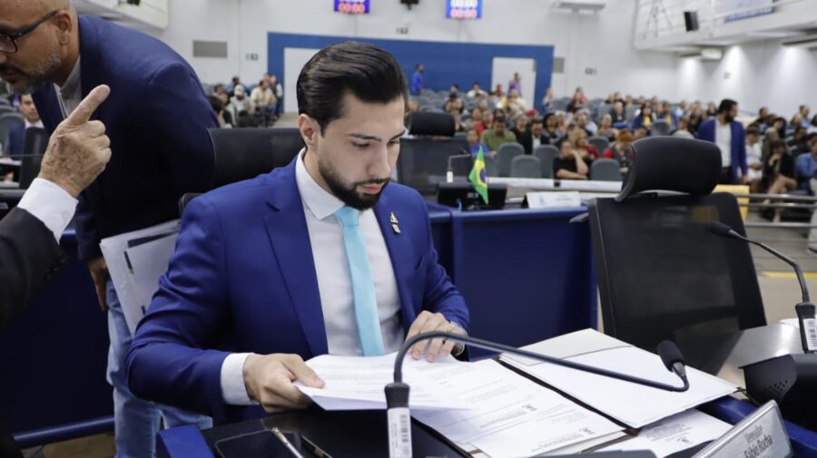 Fábio Rocha participa de Audiência Pública da LOA e cobra soluções para problemas na saúde pública