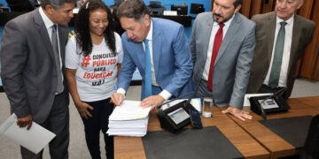 Gerson Claro reforça compromisso da ALEMS com o diálogo e o fortalecimento da educação pública em MS