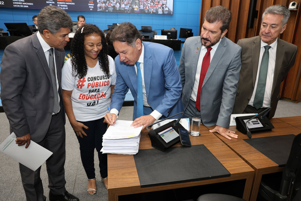 Gerson Claro reforça compromisso da ALEMS com o diálogo e o fortalecimento da educação pública em MS
